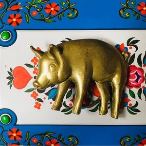 1978 Solid Brass Piggy Buckle